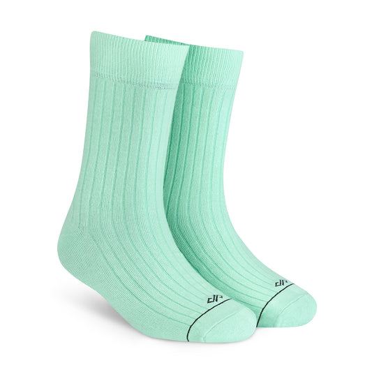 Solid Mint Crew Length Cotton Socks: A Refreshing Touch