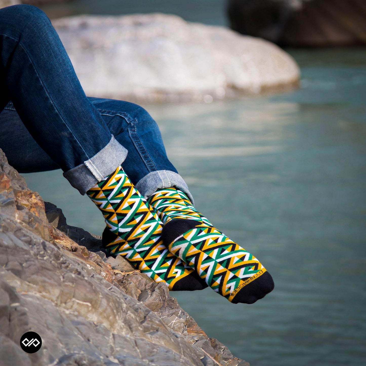 Comfort Meets Style: Cotton Crew Socks 