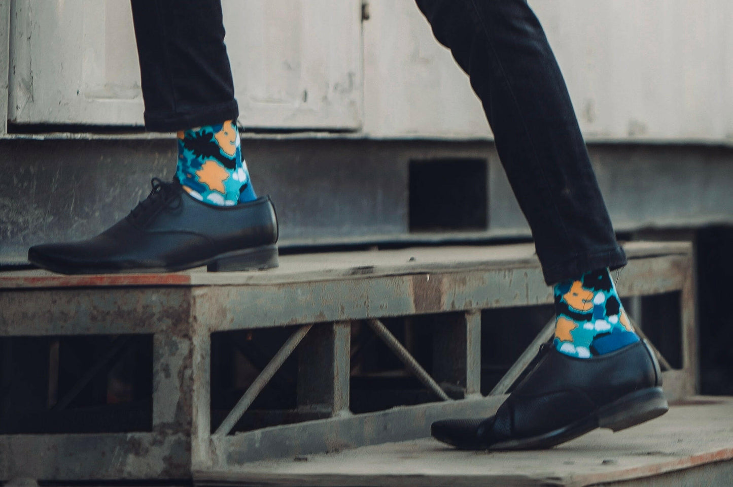 Cotton Crew Socks: Burst Crew Length Socks